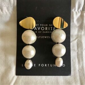 Lizzie Fortunato dew drop pearl Gold Earrings